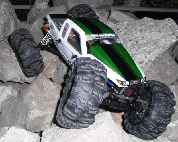 losi on the rocks2 750 x 600.jpg