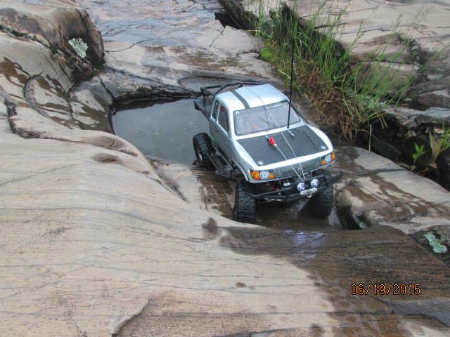 rock crawler 002.JPG