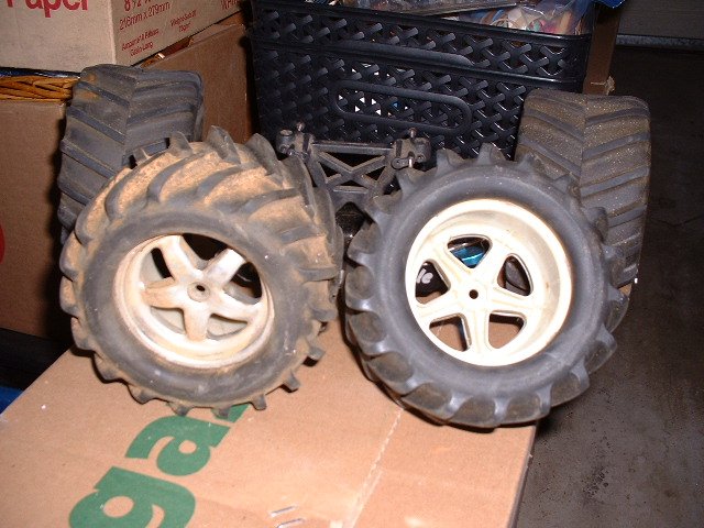 T-Maxx Tires & Parts 001.JPG