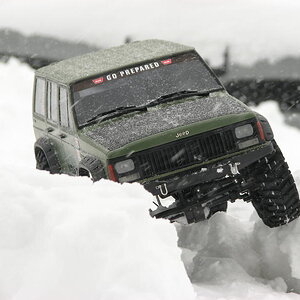 XJ snow wheeling 002