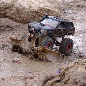 ROVER MUD PLAY