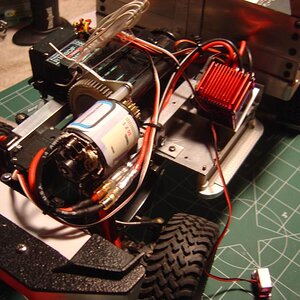 New motor placement, ESC/BEC and radio on new mounts