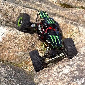 Venom Creeper with home made body 1/8" music wire and 3 cans of Monster Energy