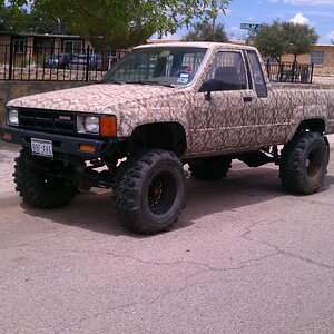 My Coyote Hunting Rig 84 xtra cab 4x4 Detroit lockers front/rear with 5.29s on 33" swampers