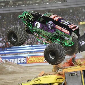 Grave Digger 06