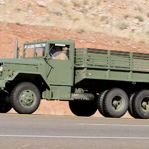 154 0605 03 z+m35a2 military truck+cruising 400x300