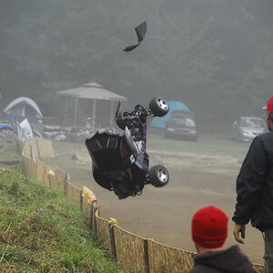 1/5 SCALE BAJA 5T CRASH AT HOSTILE RACE PARK