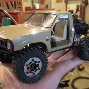 Micro Hilux truggy