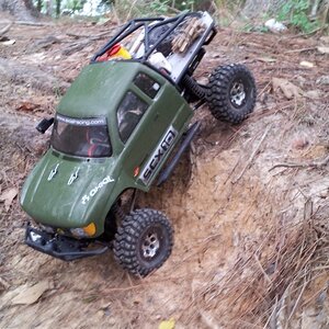 SCX10 by the Lake