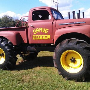 OG grave digger. this one still runs, had a small block in it when i took the picture