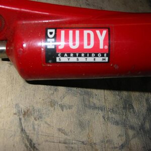 Judy DH fork 003