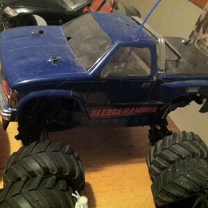 traxxas sledge hammer