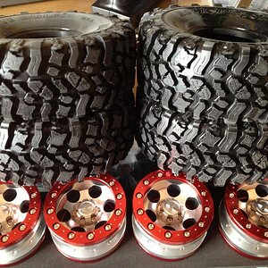 Pitbull RockBeast 2's and RC4WD Aluminum wheels