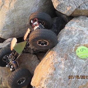 ROCK CRAWLING 051