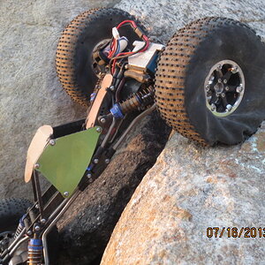 ROCK CRAWLING 055