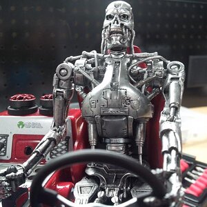 T800 in the driver's seat