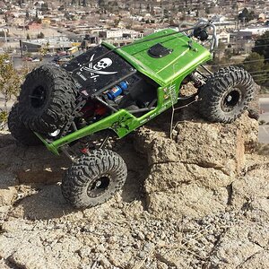 Rock Crawling with the Pirate 4x4!