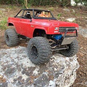 Front yard crawlin'