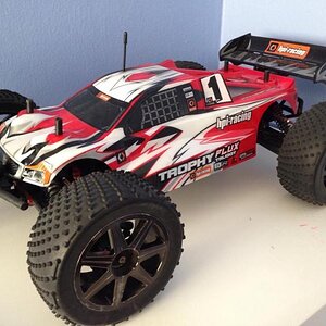 Trophy Truggy Flux, bone stock but a blast to drive on 4S!