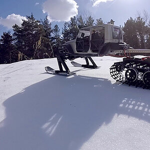 39_Axial Wraith Scx10 Kyosho Blizzard New Bright Jeep snowcat