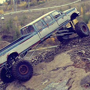 211 Ford F 350 6 door crawler