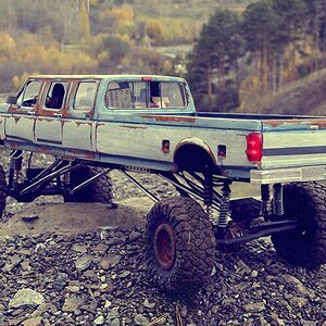 212 Ford F 350 6 door crawler