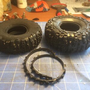 Finally looks like a proper crawler tire. I'll clip them and run them on the Yeti easy, just to break them in. Got to be careful because the Yeti will