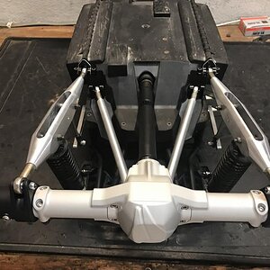 Vanquish Products Yeti XL Axle with American Machine Works Ohio upper and lower Links, UCfab Dlux Sway Bar