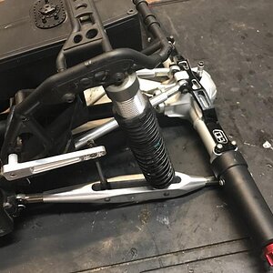 Vanquish Products Yeti XL Axle with American Machine Works Ohio upper and lower Links, UCfab Dlux Sway Bar