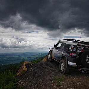 FJmomma's famous overlook pic.