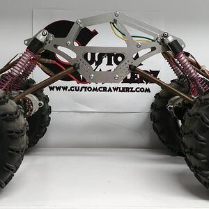 Custom Crawlerz POR Crawler Frame Plate Set on Clodbuster axles (side)