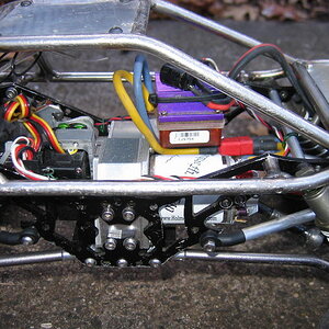 internals detail. I'm looking to go with a 3 cell LiPo setup sooner or later-- that'll mean a CC ESC & BEC.