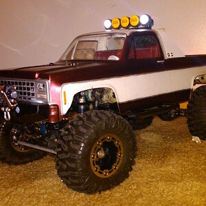 Winch,2.2s,Powerstrokes,lights = HEAVY CHEVY!!!!