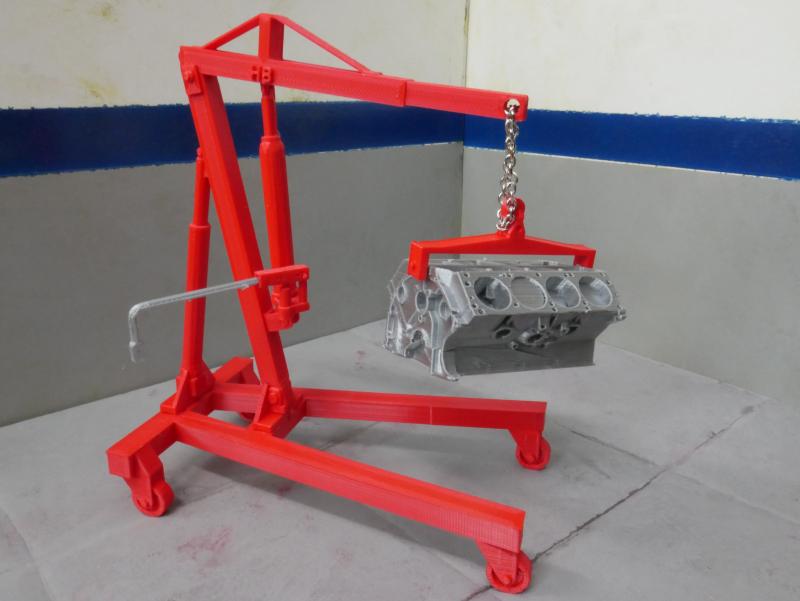 1/10 scale engine hoist with short block and tire iron handle