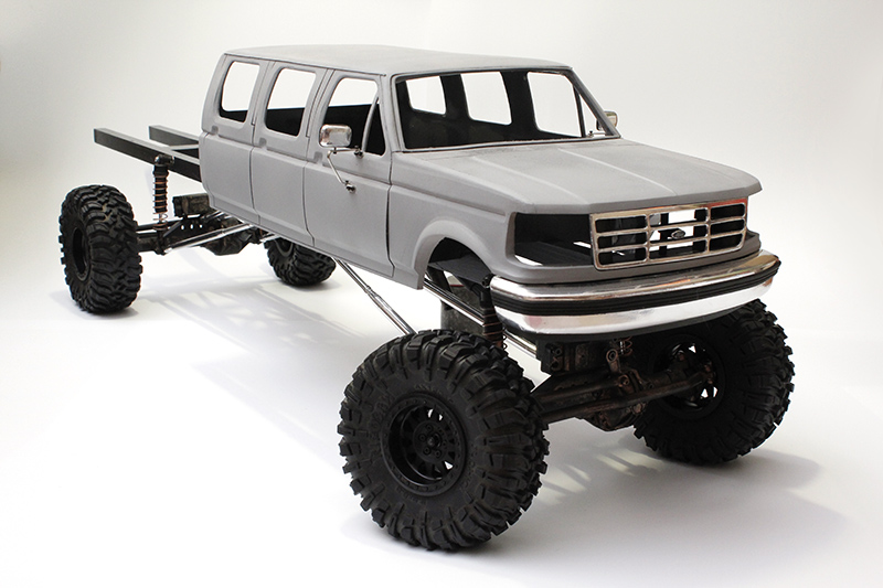 107_1992 Ford F-350 6-door chassis