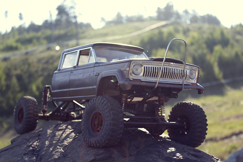 132_Jeep J-20 crawler