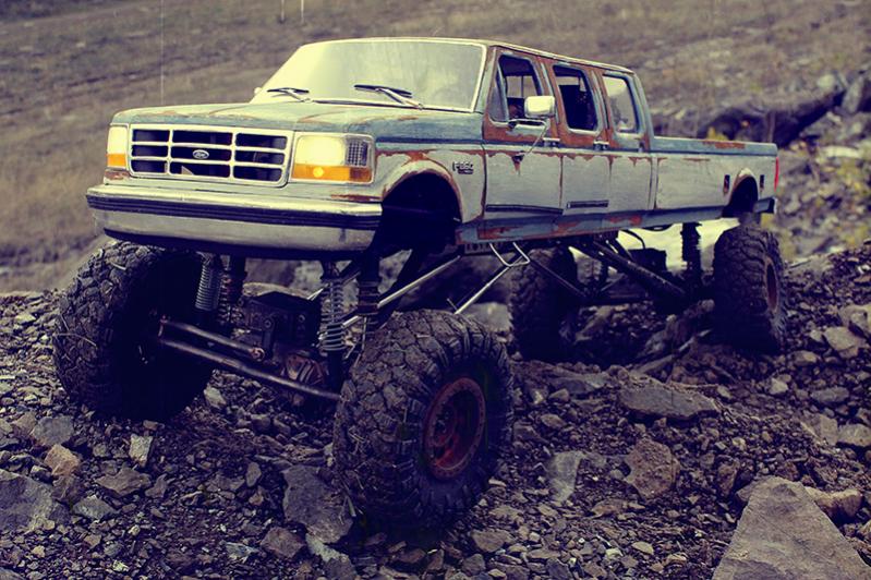 213 Ford F 350 6 door crawler