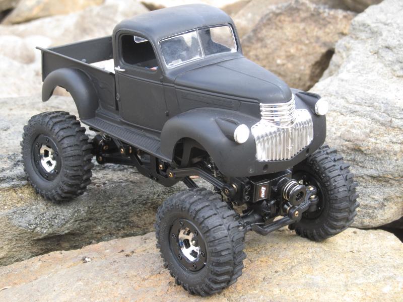 '41 chevy micro crawler
cut boggers 
steel stock glued to axles