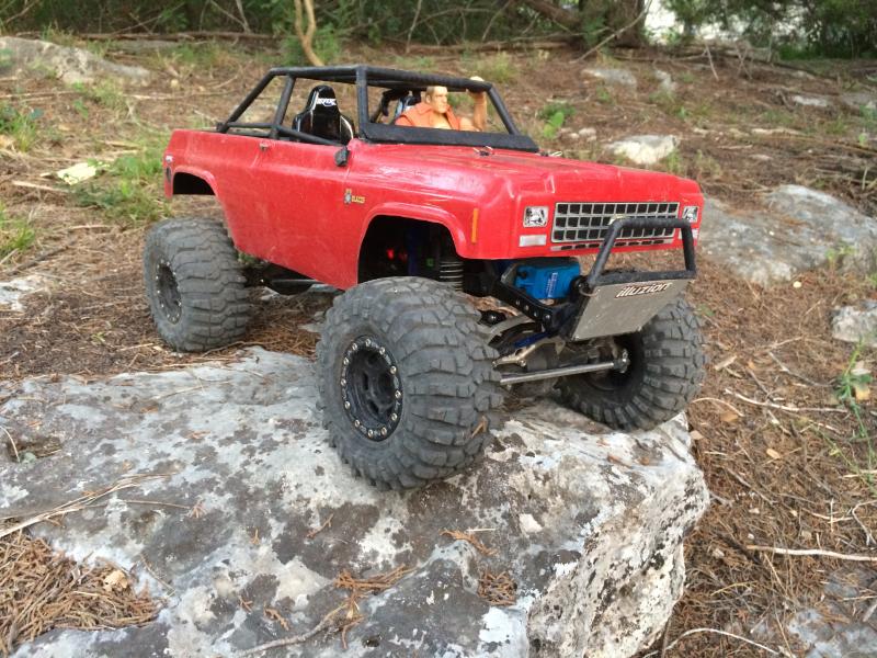 Front yard crawlin'