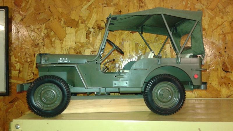 Hasbro 2003 1941 Jeep Willy Like New 10.00 not a bad deal.....