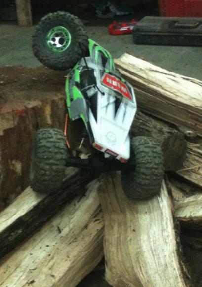 Log jam crawling...