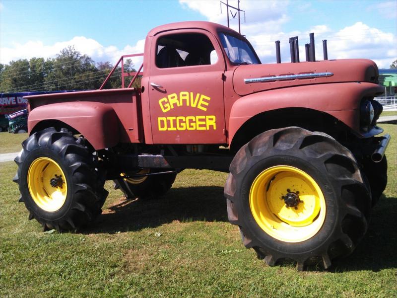 OG grave digger. this one still runs, had a small block in it when i took the picture