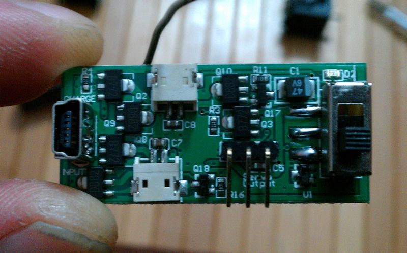 Rx/ESC/charge port/dig unit - TOP showing charge port (7.4V USB), Motor sockets and switch