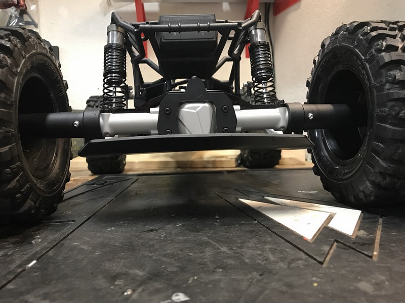 T-Bone Racing Axial Yeti XL Skid Plate on Vanquish Products Axle