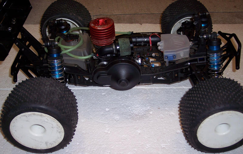 This was Losi LST2 that was built specifically to be raced. It had a custom made A.C.O.W.'s transmission, carbon fiber, TiNi gears, and every upgrade 