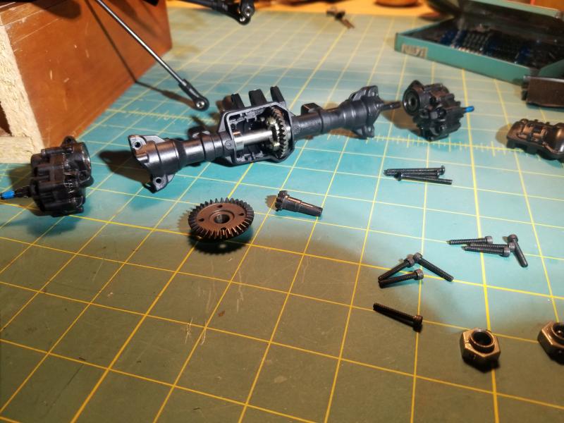 TRX4 Rear Axle Disasembly For Underdrive Gears