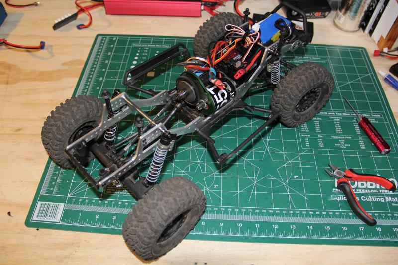 Vattera Ascender 1.9 Scale Comp Truck With Homebrew Chassis from 149 R/C WORX ( Nerby149 ), 
Build used: Homebrew Aluminum Chassis rails
             