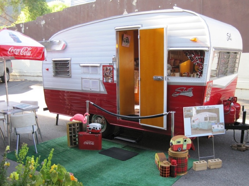 890_nash_62_shasta_travel_trailer.jpg