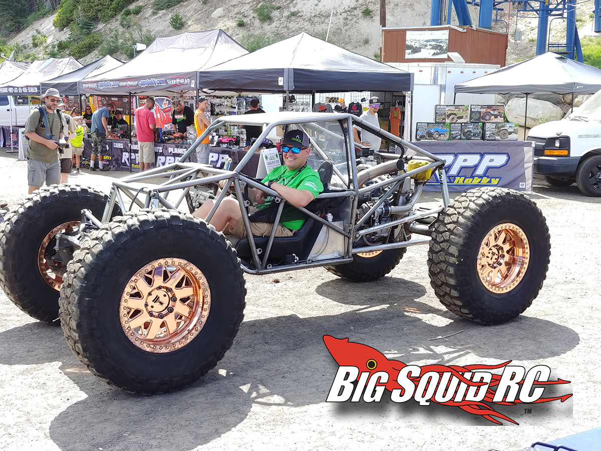 axial_fest_2019_00.jpg