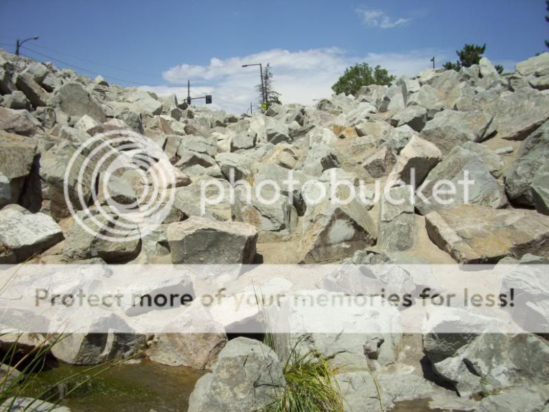 rocks003.jpg